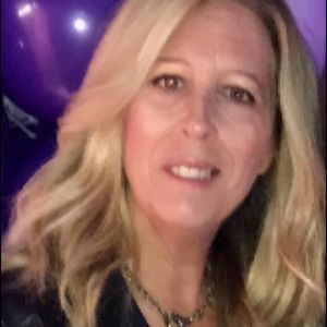 Meet your Posher, Helene